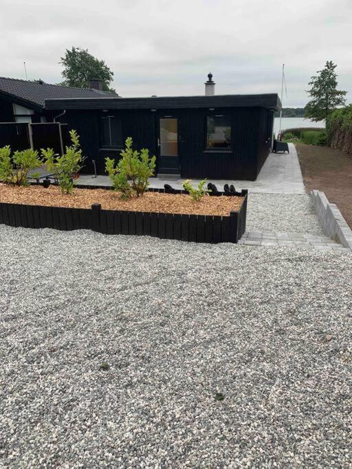 Huset Ved Soen Taet Pa Herning Og Mch Og Boxen 90 M2 Sunds エクステリア 写真