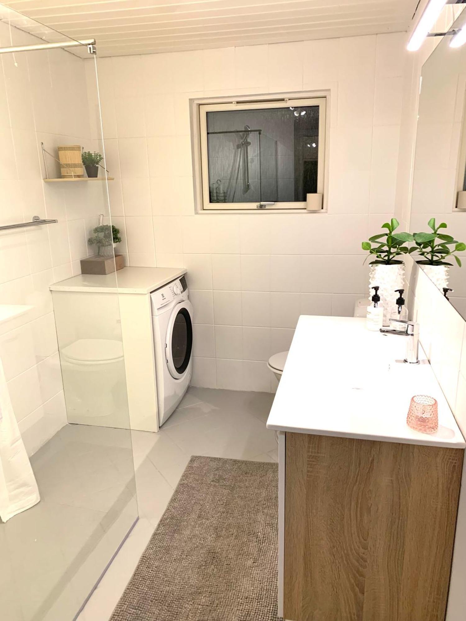 Huset Ved Soen Taet Pa Herning Og Mch Og Boxen 90 M2 Sunds エクステリア 写真