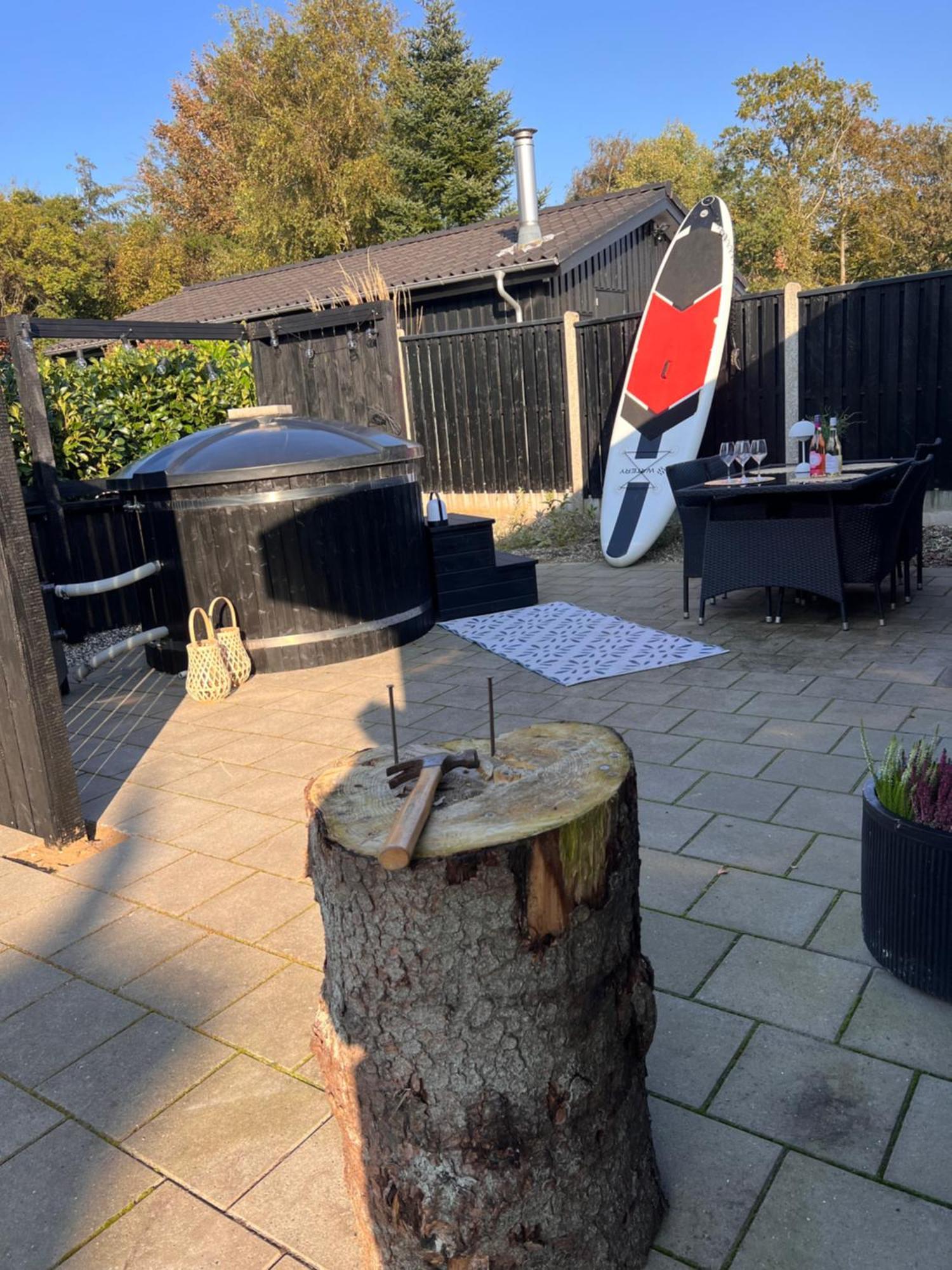 Huset Ved Soen Taet Pa Herning Og Mch Og Boxen 90 M2 Sunds エクステリア 写真